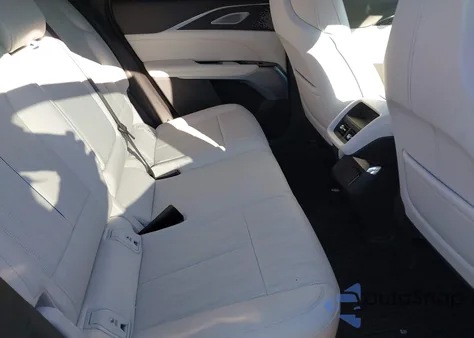 2023 Cad Lyriq from USA, damaged, VIN 1GYKPMRK7PZ003199